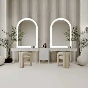 메이크업샵 화장대 시설 미용실 모텔 촬영 서랍장 흰색 조명