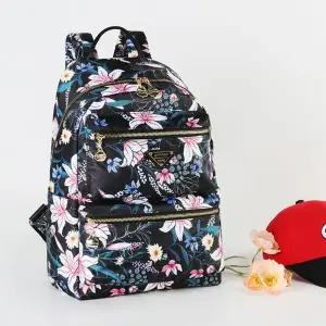 [하프클럽/]여행 아줌마 할머니 꽃무늬 가벼운 배낭 백팩 플라워