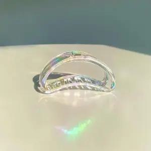 홀로그램 투명 반달 헤어 집게핀 악세서리 스타일링핀 (WFKBOM8)