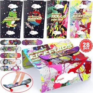 펠톰 28팩 용 발렌타인데이 선물 인사말 카드가 포함된 미니 핑거 스케이트보드 핑거보드 스케이트 애호가