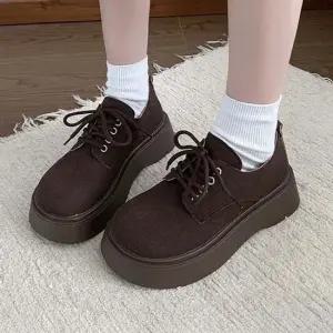 여성 2컬러 클래식 빈티지 플랫폼 통굽 로퍼