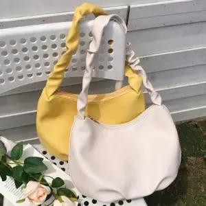 호보백 여성가방셔링백숄더백미니백데일리백 셔링 숄 WEDD6D5