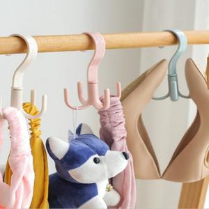 가정용 회전식 네 갈고리 플라스틱 후크 다기능 옷장 가방 보관 걸이 정리함 북유럽 스타일 성인용
