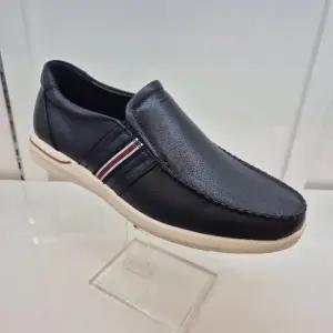 HC11 소가죽 남성화 초경량 세미케주얼 로퍼  D2Q9U5E1359