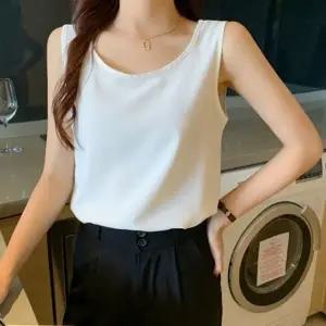 여성 여름 민소매 이너 나시 티 슬리브리스 화이트