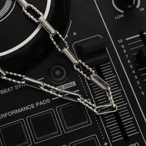 써지컬 꽈배기 사각 스퀘어 무늬 체인 목걸이