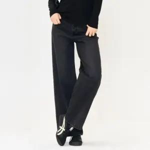 체이스컬트 HC03 여성 블랙 워싱 와이드 데님  EERG2365B03