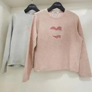 HC15  가을 여성 부드러운 골지 자수 라운드 긴팔 티셔츠 CTL615 (41056821)