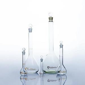 1pcs 5102025502005001000ml 클래스 A 붕규산 유리 실험실 투명 체적 플라스크 헤드 스토퍼 포함