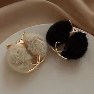 럭셔리 밍크폼폼 집게핀 2개세트