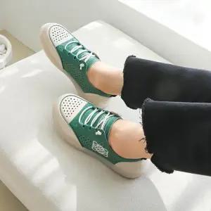 스니커즈 런닝화 커플신발 캐쥬얼 방한 단화 가을