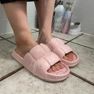 여성용 뚱카롱 쿠션 슬리퍼 핑크 WFIPV2X