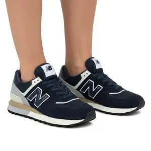 [뉴발란스] 574 레거시 운동화 블루 네이비