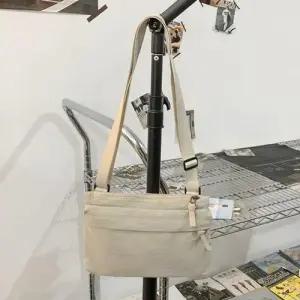 여행 산책 핸드폰 가방 여자 미니 크로스 백 아이보리 WFJOTDE