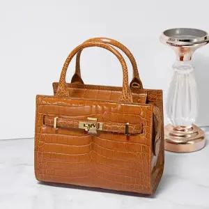 헹롱 HCP 악어가죽 토트백 베키  Becky)