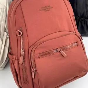 실용적 가벼운 가방 디자인 캐주얼 스타일 여성