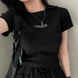 여자 베이직 레이어드 디자인 레터링 크롭 반팔티