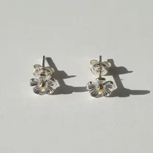 (silver 925) petit daisy earring WECD13C