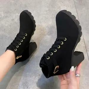 고급스러운 금속 융 하이힐 여성 구두 가을 패션 통굽