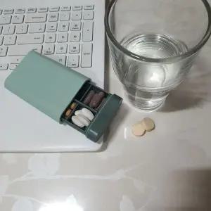 [콩심팥심]슬라이드 알약 보관함 수납 통 데일리 약통