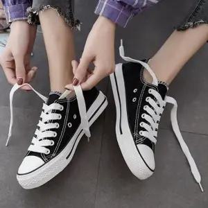 심플 클래식 라인 데일리 스니커즈