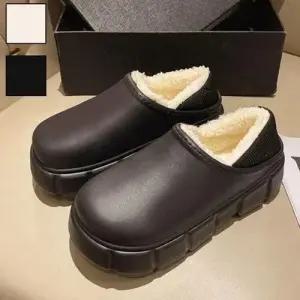 여성용푹신푹신하고 겨울용 이너 털 데일리 데일리룩 슬립온 WFJU948