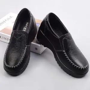 여성용 소가죽 데일리룩 통굽 키높이 슬립온 스니커즈컴포트화 WFJU8LL