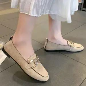 페미닌 스웨이드 여성용 체인 룩시즌 로퍼 WFJTQK5