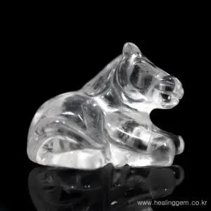 십이지신 백수정 원석 말모양