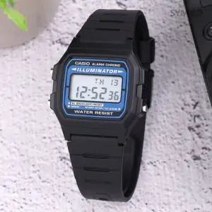 카시오 F-105W-1A 빈티지 군인 군용 전자 스포츠 남자 우레탄 시