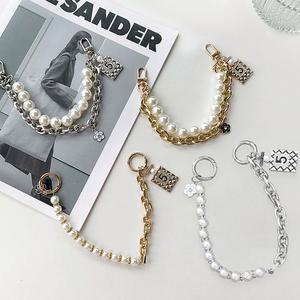 끄레앙 왕진주 체인스트랩 핸드폰걸이 가방고리 비즈 참장식 가방꾸미기 백참 AK405