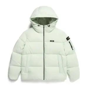 [내셔널지오그래픽]W 골든몰 숏기장 구스 다운 후디 점퍼 N234WDW120