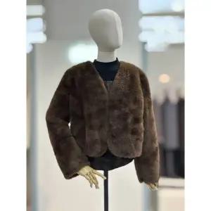 갤러리아 이프네 퍼 숏 무스탕 자켓 (DP8WLT01)