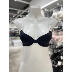 [파주점][Calvin Klein Underwear][CK언더웨어] 여성 테일러드 로고 AF 데미 브라 QF6865AD-UB1