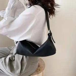 소프트 트렌디한 심플 정장룩 캐쥬얼룩 여성 핸드백