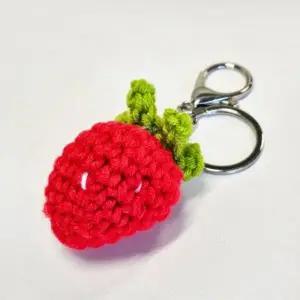 손뜨개 딸기 키홀더 가방 고리 열쇠링 WFGLCL9