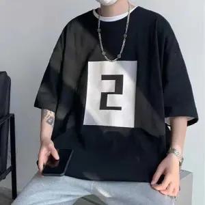 남자 스트리트 웨어 힙합룩 와이드 7부 반팔 티셔츠 WA3C4E5