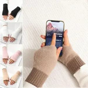 사무실 키보드 니트 반장갑 보온장갑 핸드워머 방한 니트 겨울 패션