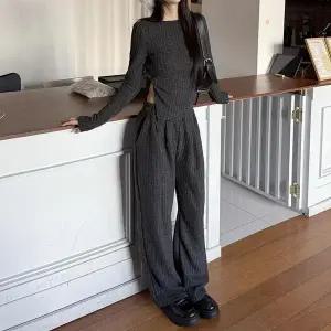 [옷자락]여성 골지 트위스트 크롭 와이드 니트 세트