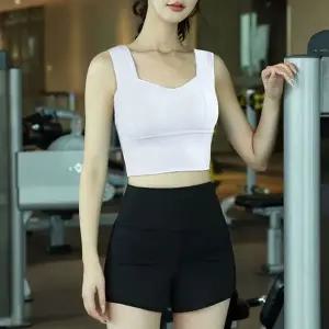 스퀘어넥 크롭 나시 브라탑 여성 스포츠웨어 운동복 요가 필라테스