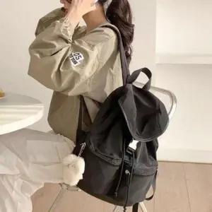 전면 더블 지퍼포켓 데일리 베이직 디자인 여자 백팩 WEED3E3