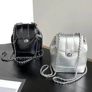 여성 가죽 백팩 레더 체인 실버 블랙 미니가방 데일리 백팩 여자 데일리 숄더백 체인 가죽 실버 여성가방