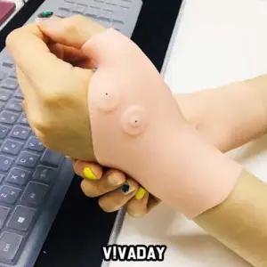 LEA-A92 실리콘 손목보호대 W56BE0E