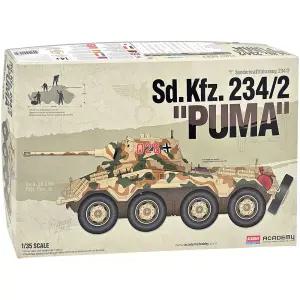 조립 Sd Kfz 234/2 독일군 정찰 장갑차 푸마 13514 프라모델 아카데미과학
