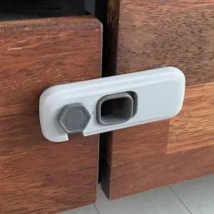 서랍 열림방지 잠금장치 문 (WFK686I)