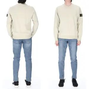 [스톤아일랜드] 와펜 패치 811563051 V0097 남성 맨투맨 티셔츠