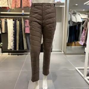 [대구백화점] [비티알]남성골프 데코 기모본딩웰론패딩바지 (BVP9626M)