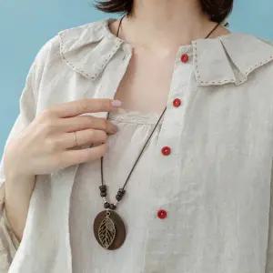 [디얼마미] 우드 장식 목걸이  마담 미시 중년 여성 빅사이즈 40대 50대