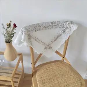 선반러너 레이스 꽃자수 식탁보 테이블러너 60x60 (WFHT0N5)