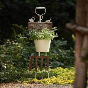 테라스 철 화분 정원 장식 조형물 카페 소품 데코 빈티지 A타입